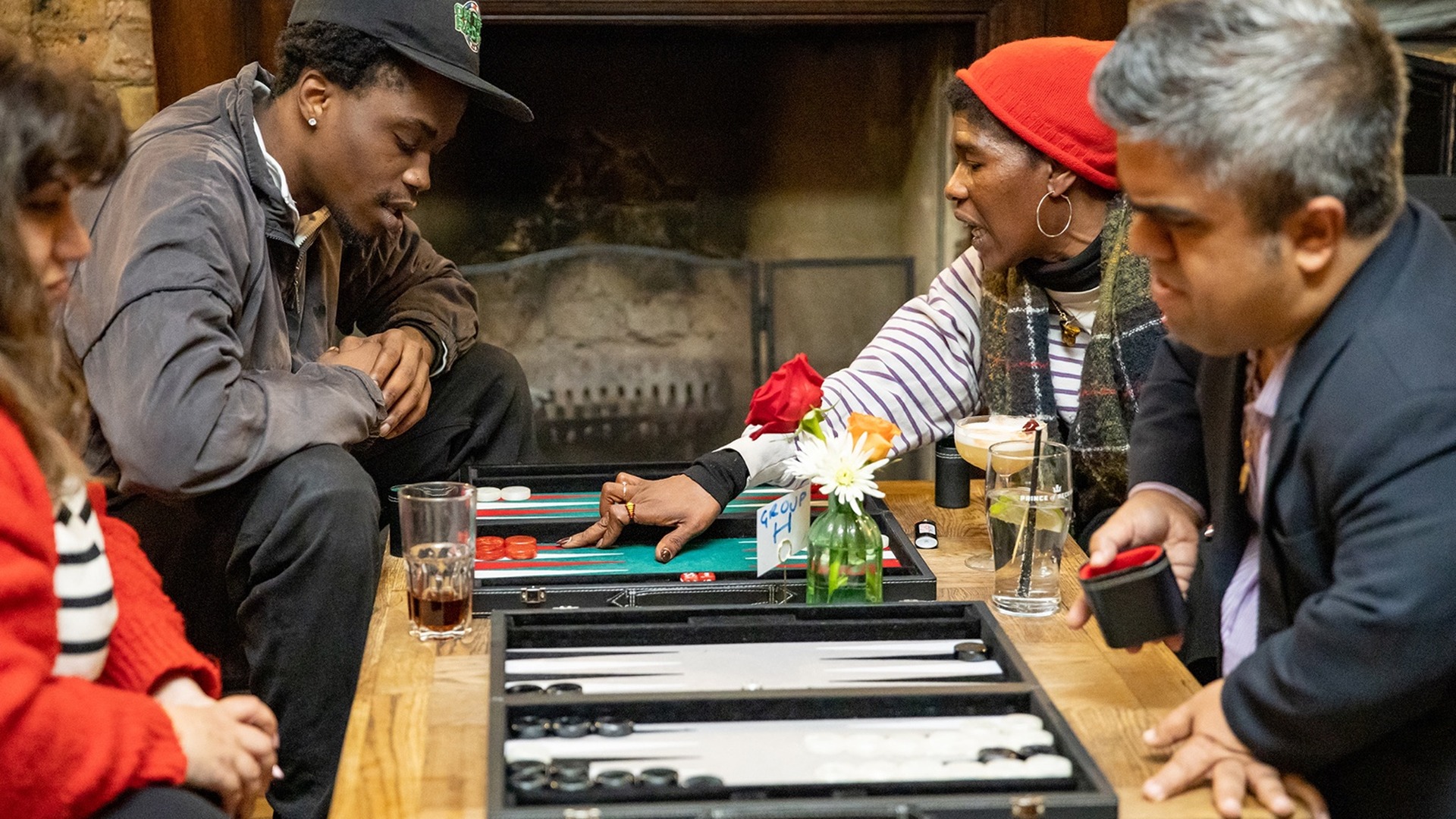 Backgammon and Wax game in progress